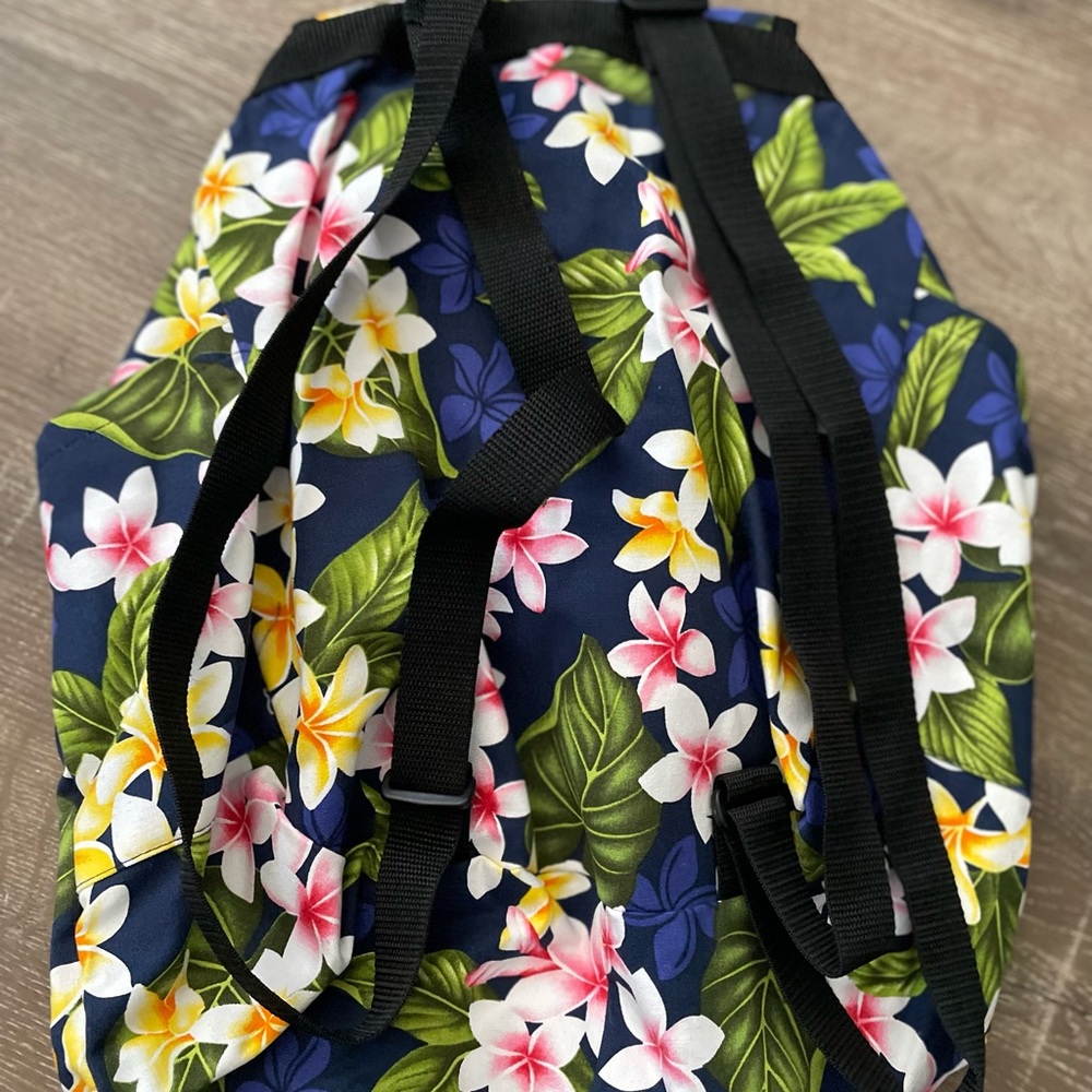Backpack - Picture 2 of 2